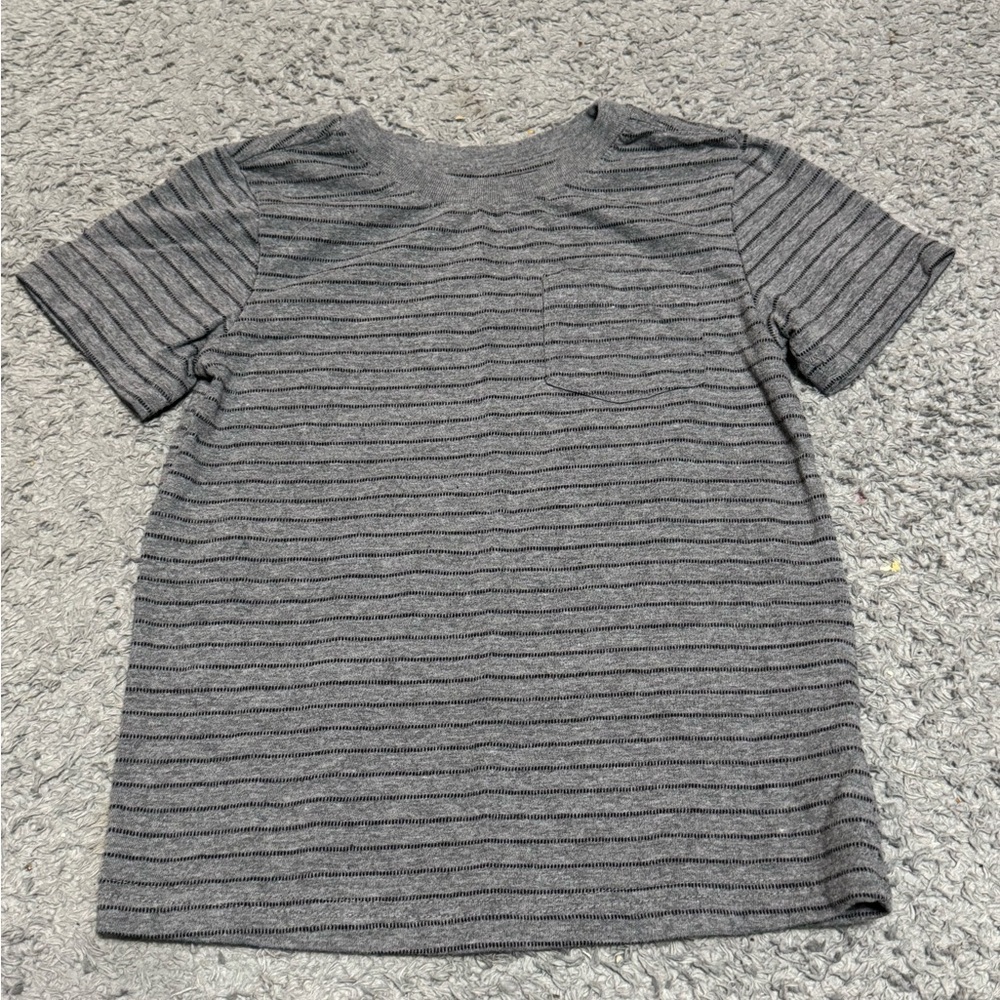 🌼4/$25🌼 Boys Youth 5 Tee’s and Shorts Bundle - Picture 2 of 6
